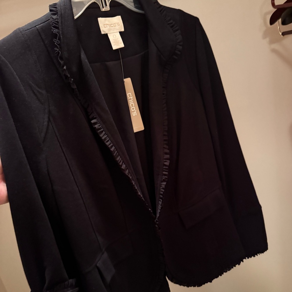 Chico's Elegant Black Jacket with Ruffle Detail ADORABLE & NEW w/tags size 0